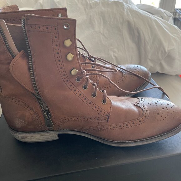 Andrew Marc Tan Leather Boots Size 11M - Picture 8 of 11